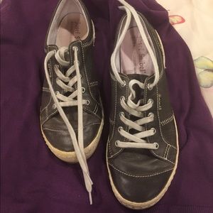 Josef Seibel laced shoes